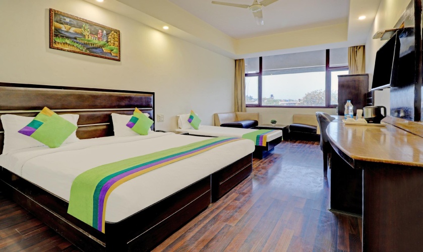 Deluxe Double room
