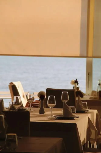 Ventus Harbor Hotel