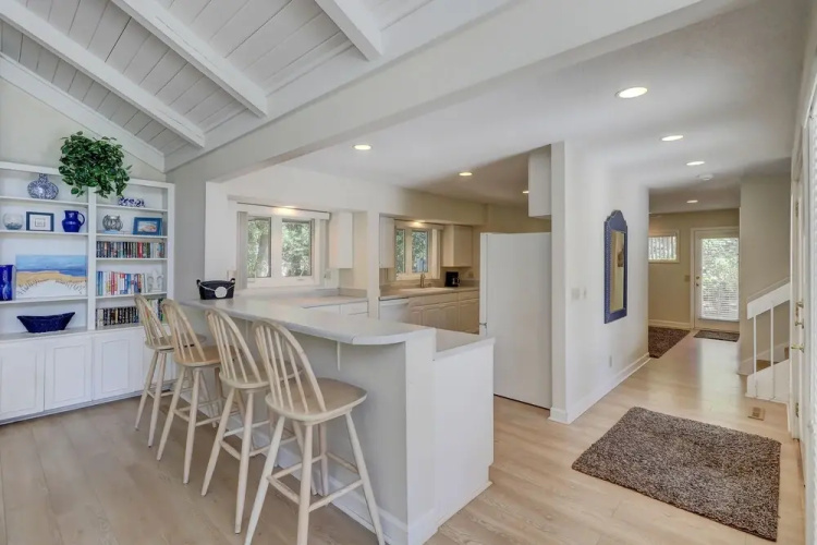15 Ibis St