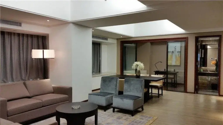 Mingyue Hotel