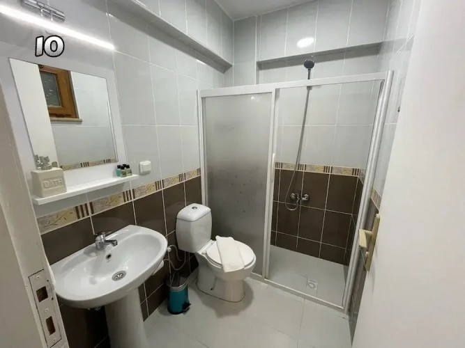 Economy Double Basement room