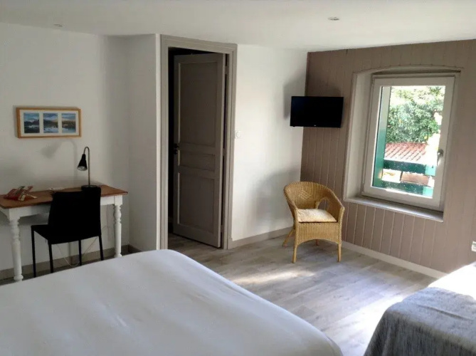 Hôtel le Dolmen