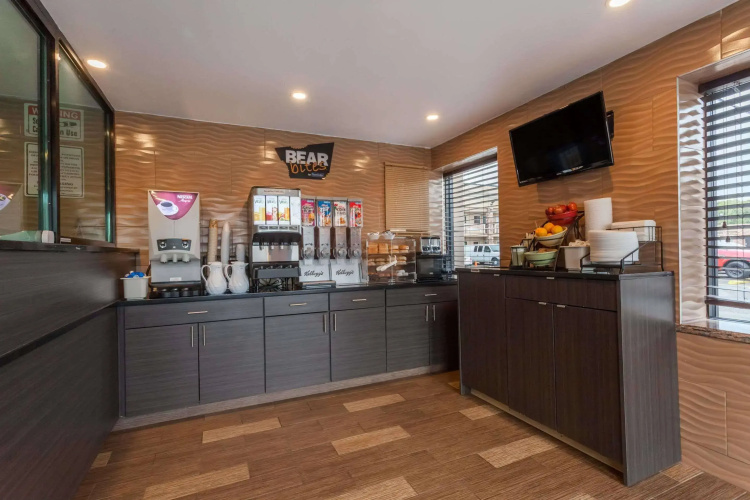 Travelodge by Wyndham South Hackensack