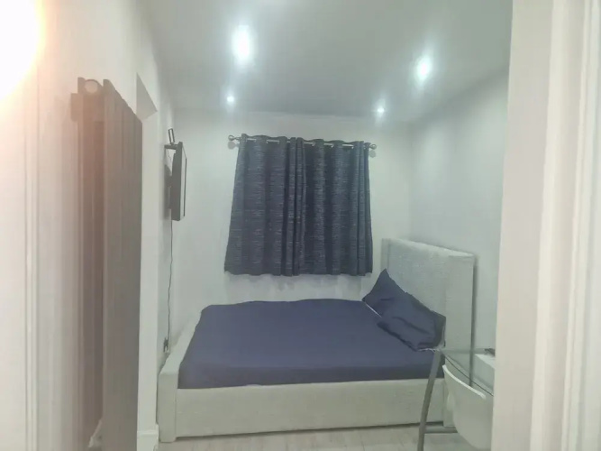 Blake Rainham Homestay