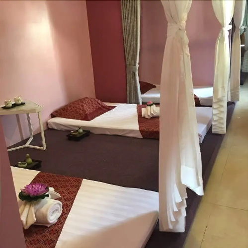 Royal Malikha Hotel