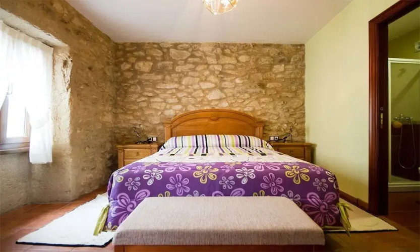 104490 - House in Cee