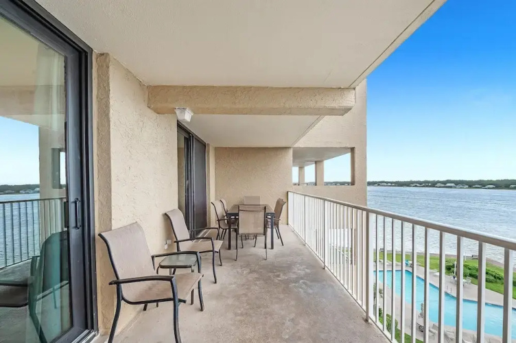 Compass Point 508
