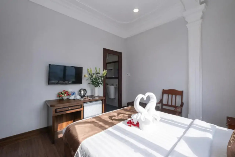 Jade Hotel Hue