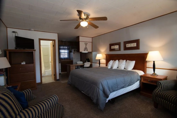 Rock View Resort