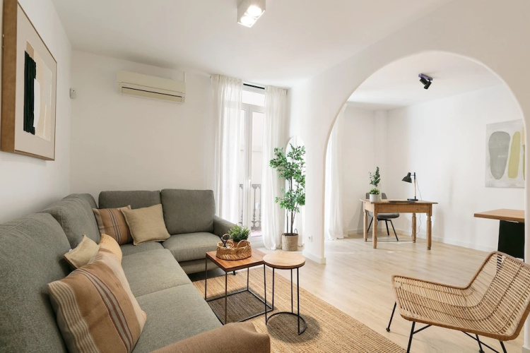 Cathedral Ramblas Apartment