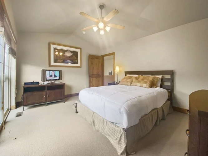 3 Bedrooms Cottage