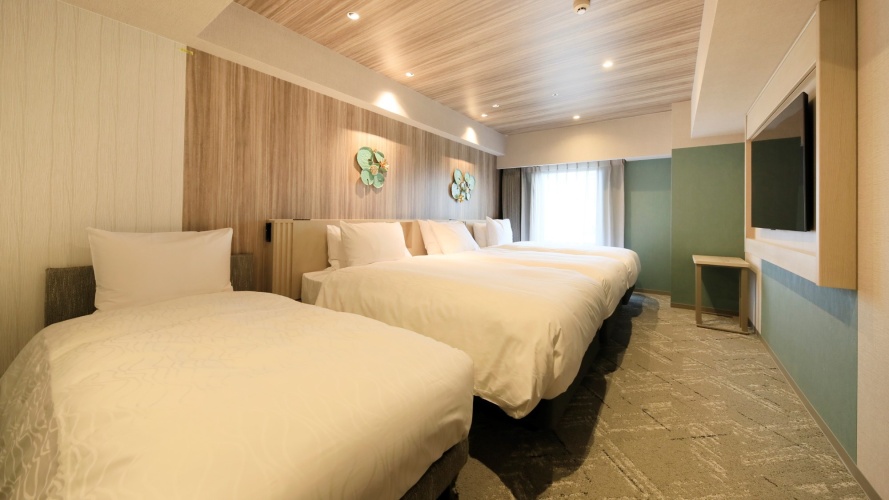 Triple room