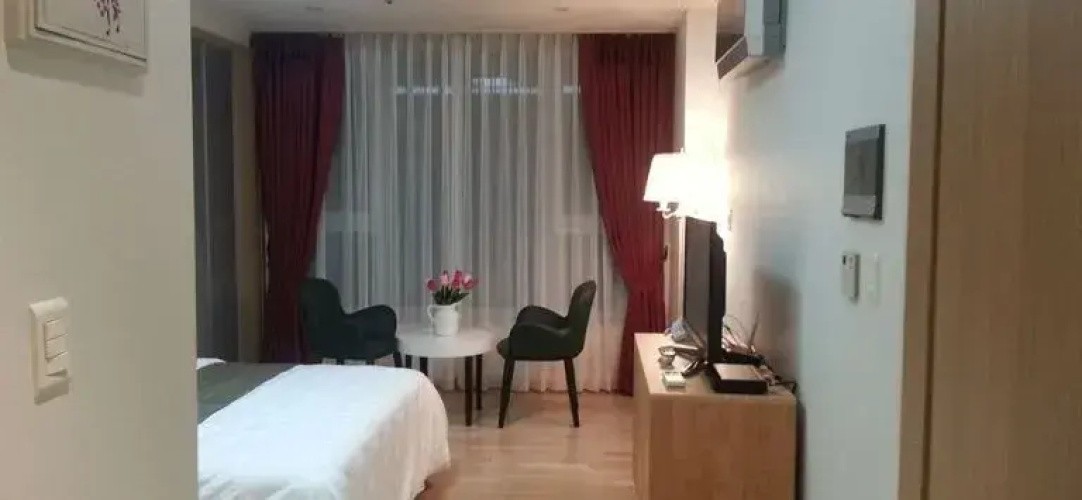 TEN-Q Residence MAPO