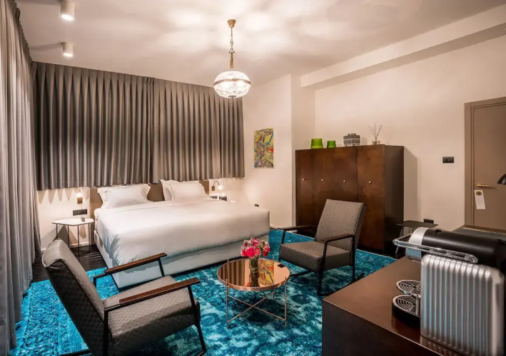 Lear Sense - Experience Luxury Hotel