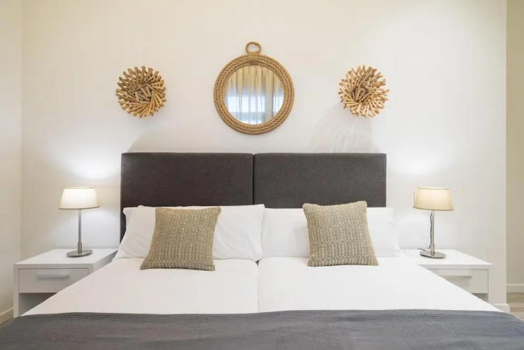 Fresh Velazquez Apartments