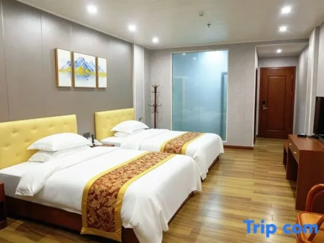 Deluxe Twin room with river view
