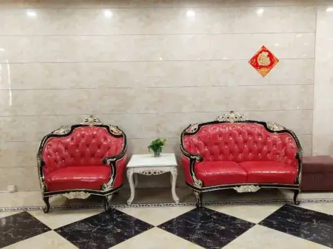 Huilong Hotel