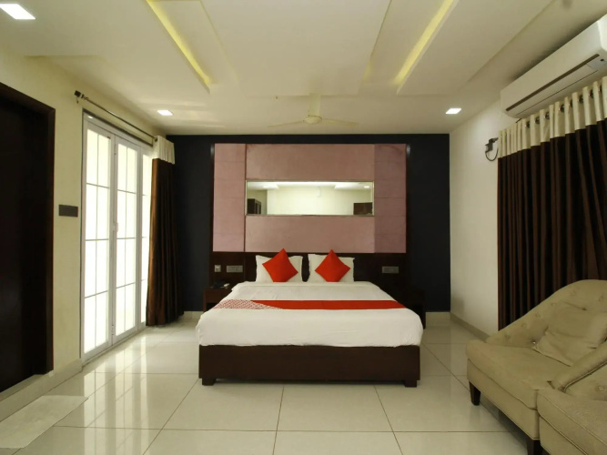 OYO 27022 Akshaya