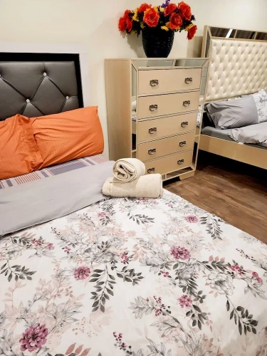 6 Bedrooms Luxury Cottage