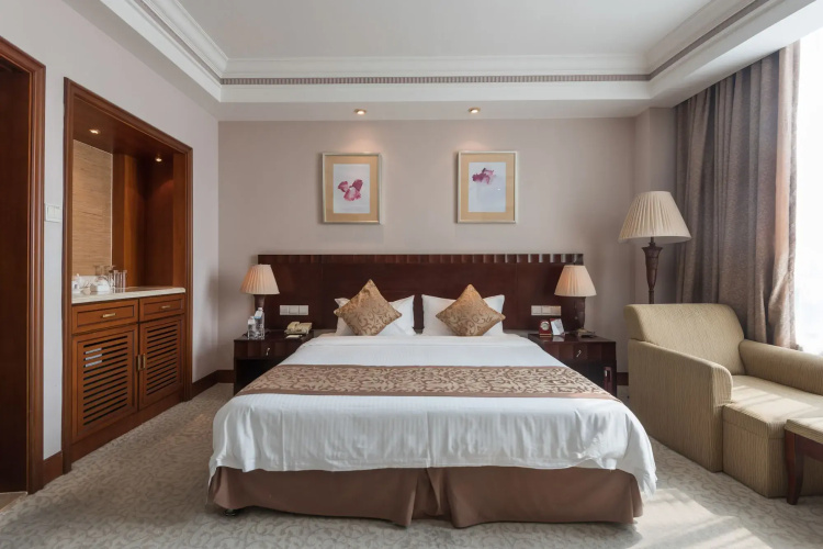 Sanya Baohong Hotel