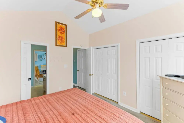 Lowe Tide by Topsail Realty