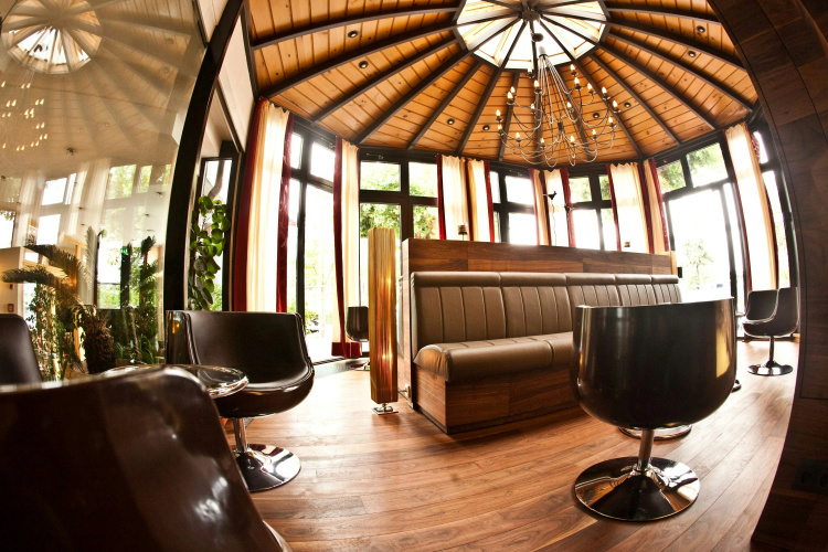 Bacchus Hotel