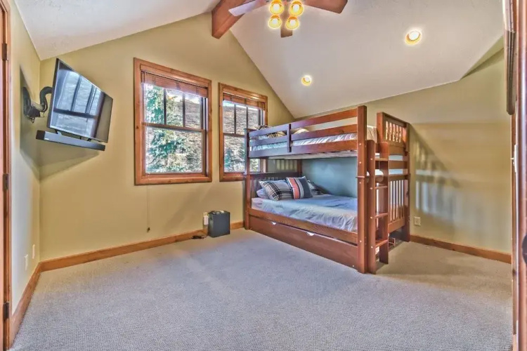 Abode on Nakoma Home