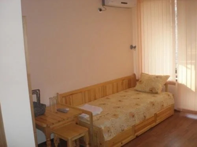 Ilona House