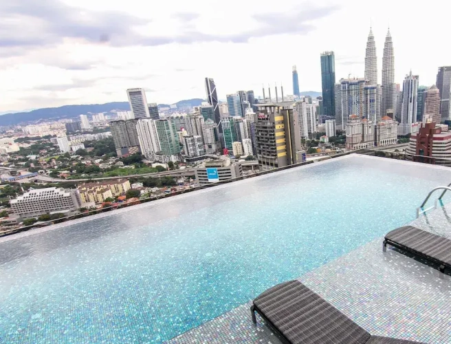 2 Bedrooms Signature Apartment with KLCC View