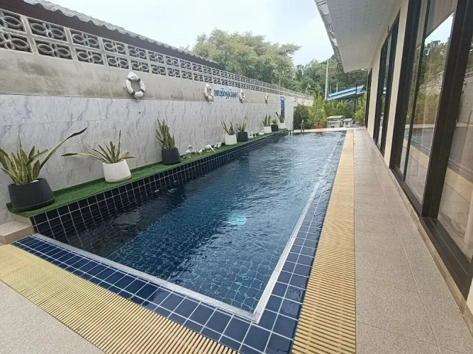 Saendee Pool Villa