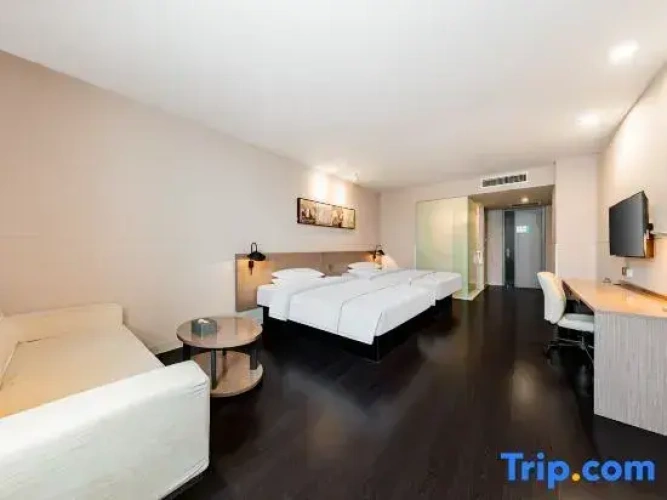 Superior Twin room with view