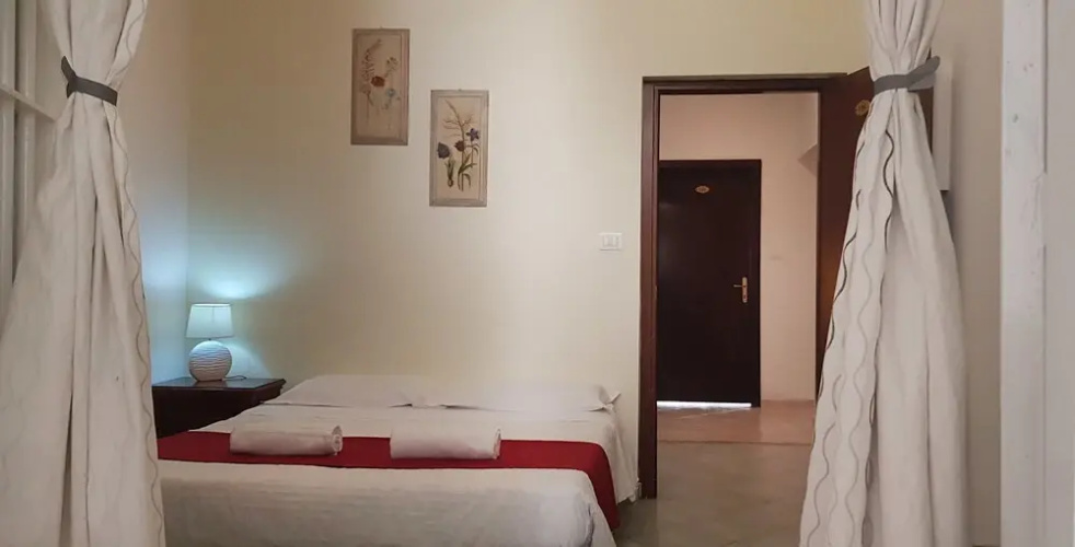 Friend house