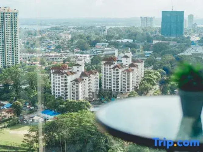 Twin Galaxy Jet Black 3BR6pax Balcony nr KSL