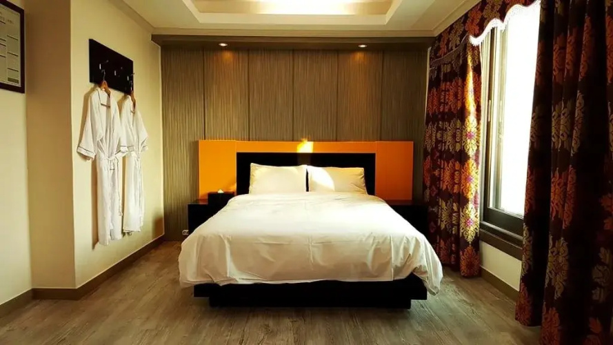 Sokcho Eastern Tourist Hotel