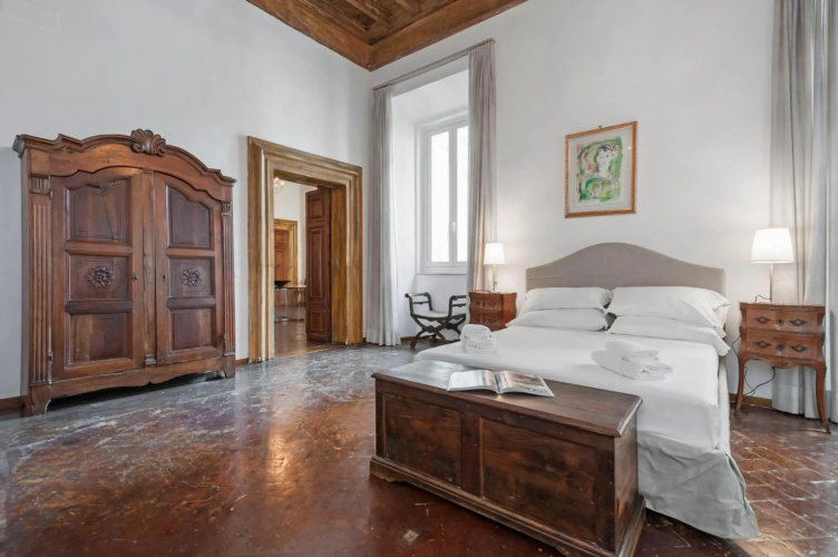Ancient Palace In Downtown Rome