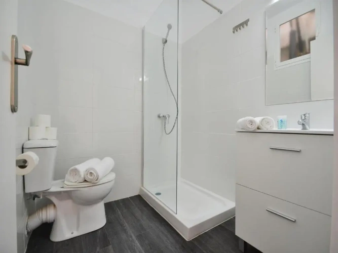 Standard Twin room with balcony