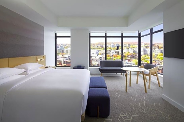 Deluxe Double room with view