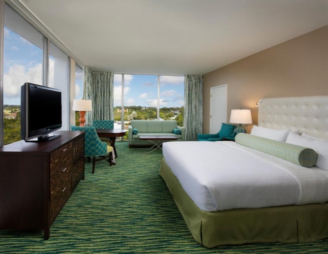 2 Bedrooms Sextuple Suite