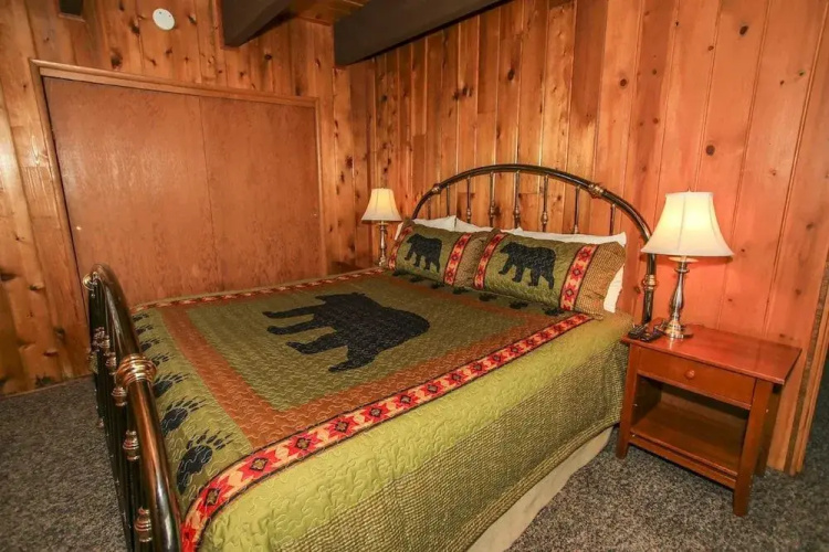 Moonridge Retreat