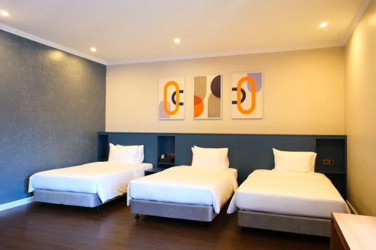 Grand room
