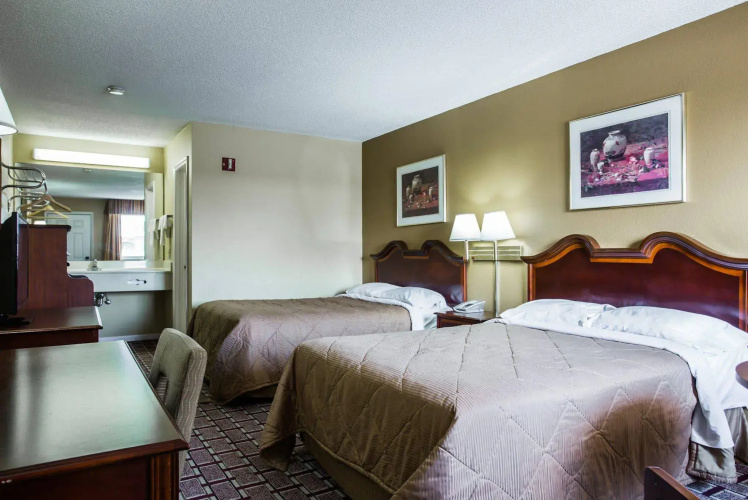 Rodeway Inn