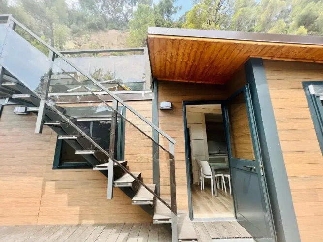 Deluxe Bungalow