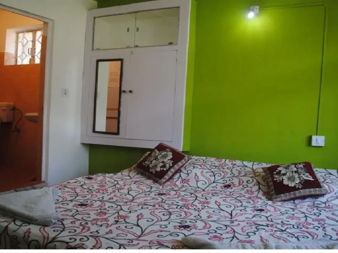 Deluxe Double room with city view