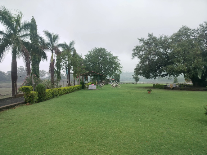 TGI Jahaj Mahal