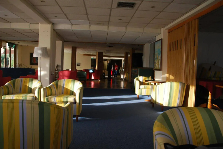 The Caravel Hotel