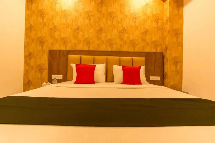Neem Leaf by OYO Rooms