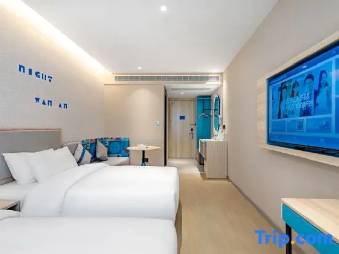 Standard Twin Family room
