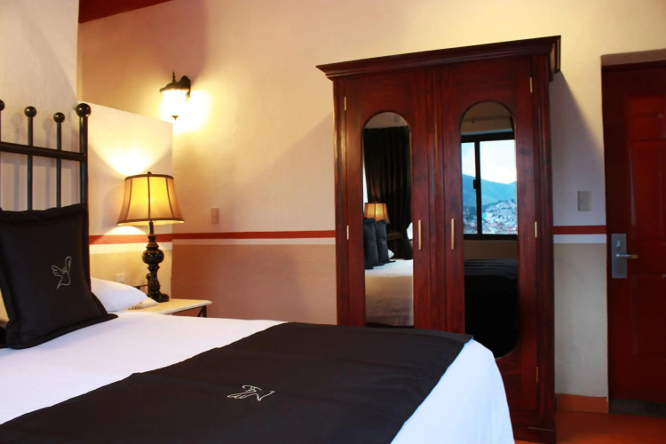 Hotel de la Paz