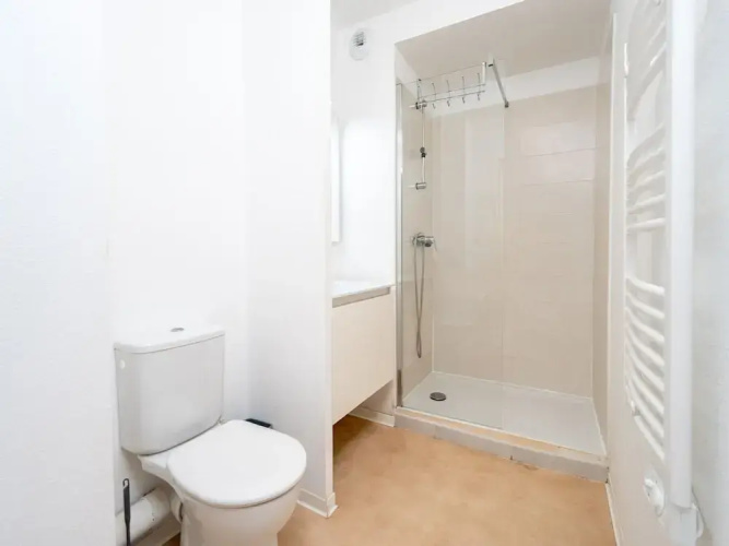 Seaside Stay for Two Guests