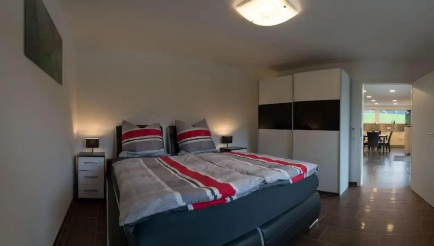 Moderne-barrierefreie-Ferienwohnung
